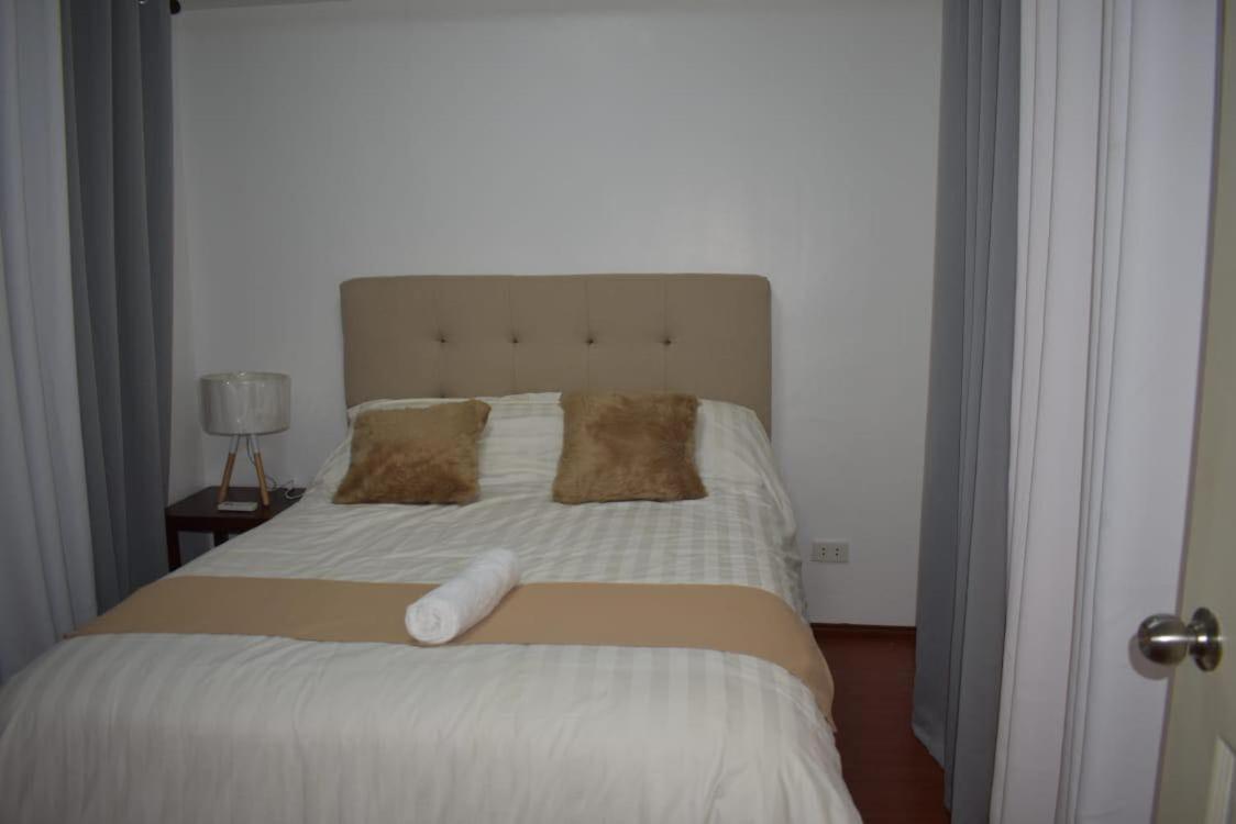 Affordable Makati Apt Manilla Buitenkant foto