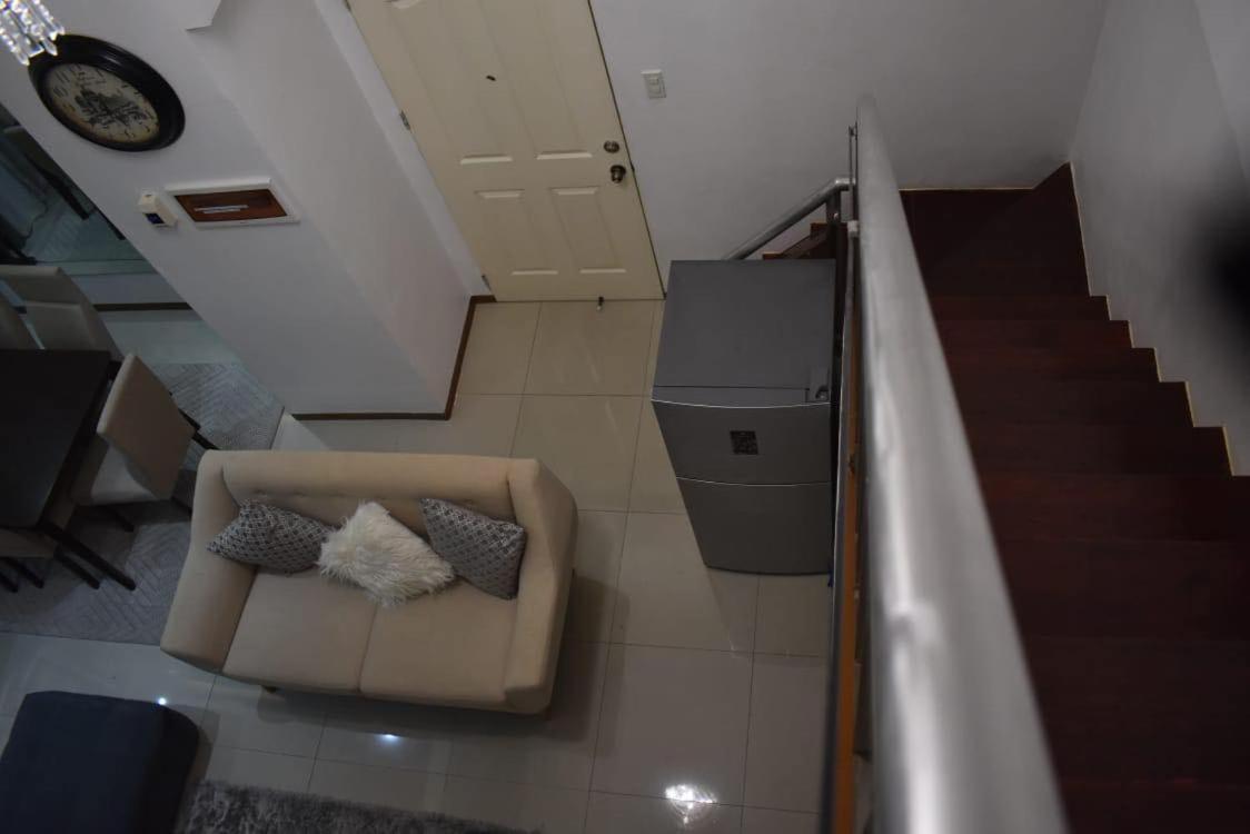 Affordable Makati Apt Manilla Buitenkant foto