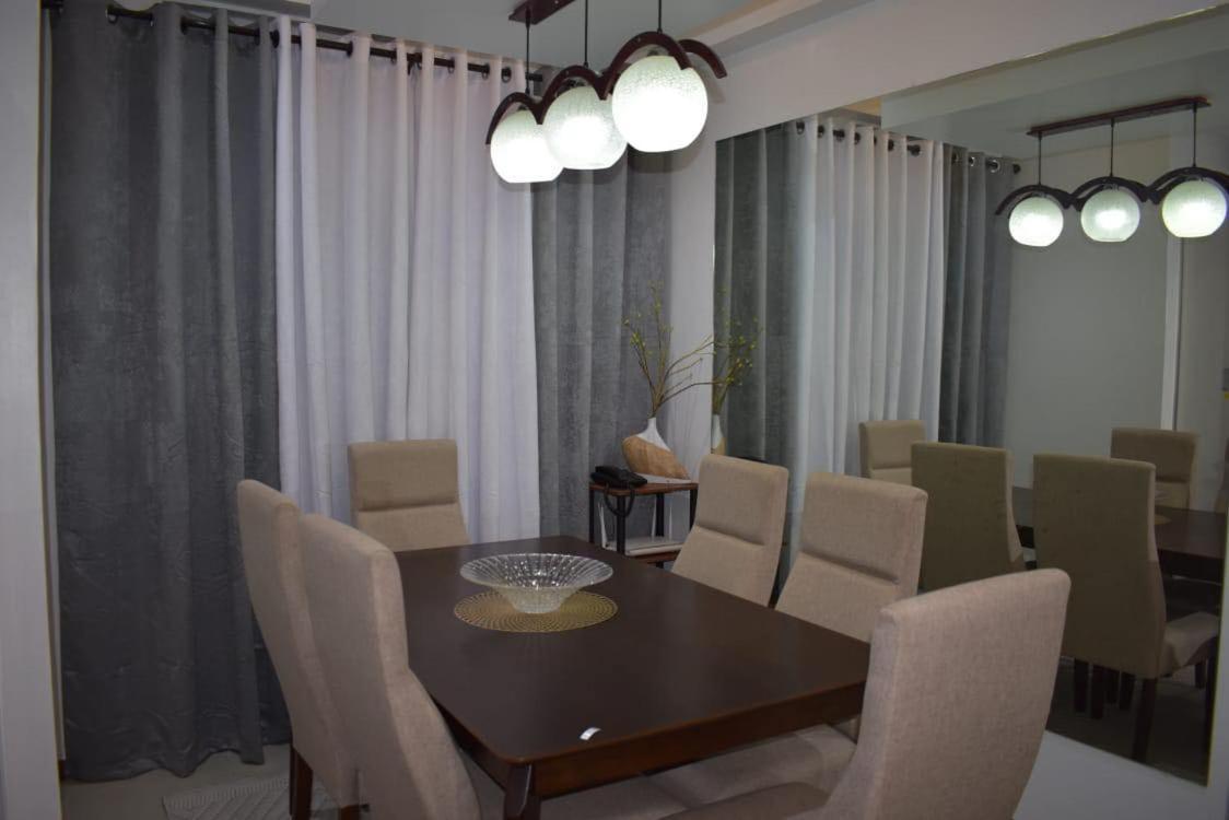 Affordable Makati Apt Manilla Buitenkant foto