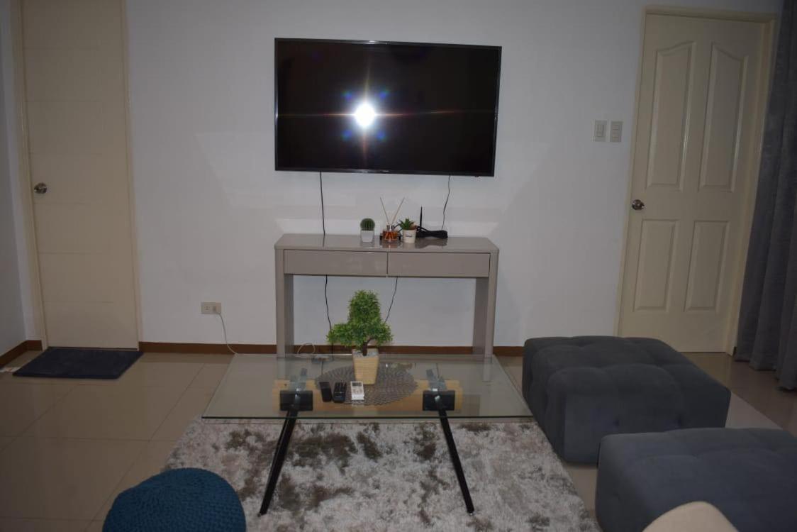 Affordable Makati Apt Manilla Buitenkant foto