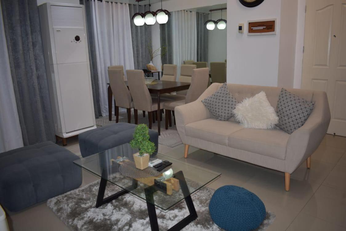 Affordable Makati Apt Manilla Buitenkant foto