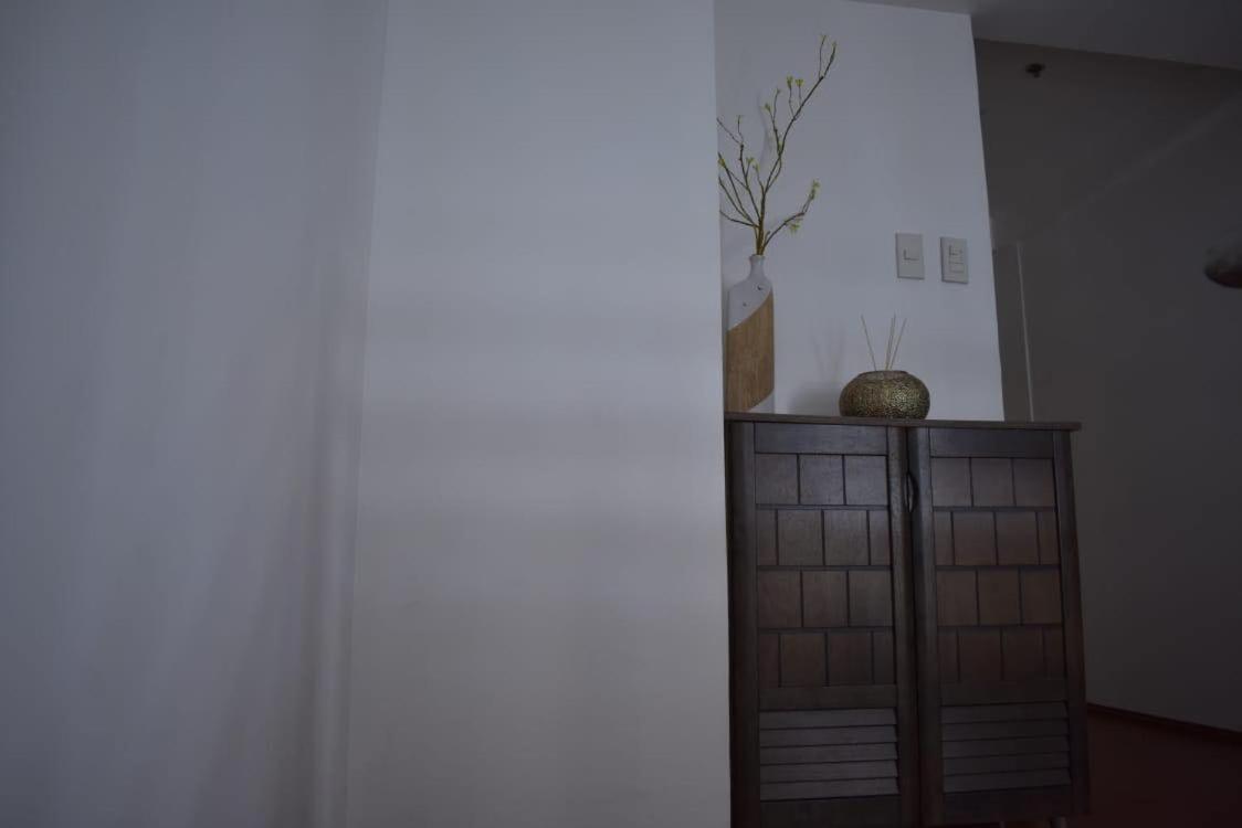 Affordable Makati Apt Manilla Buitenkant foto
