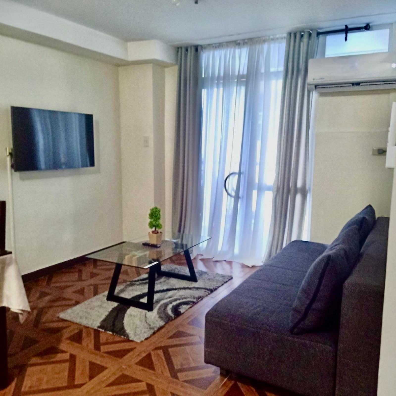 Affordable Makati Apt Manilla Buitenkant foto