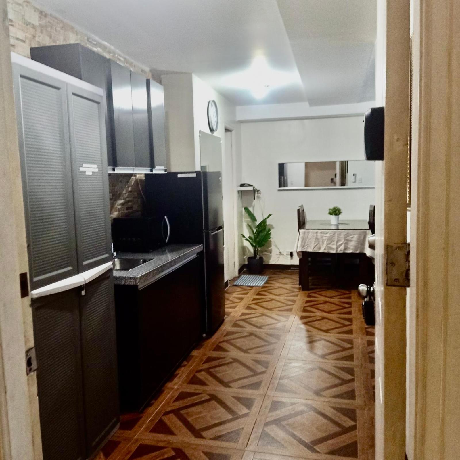 Affordable Makati Apt Manilla Buitenkant foto