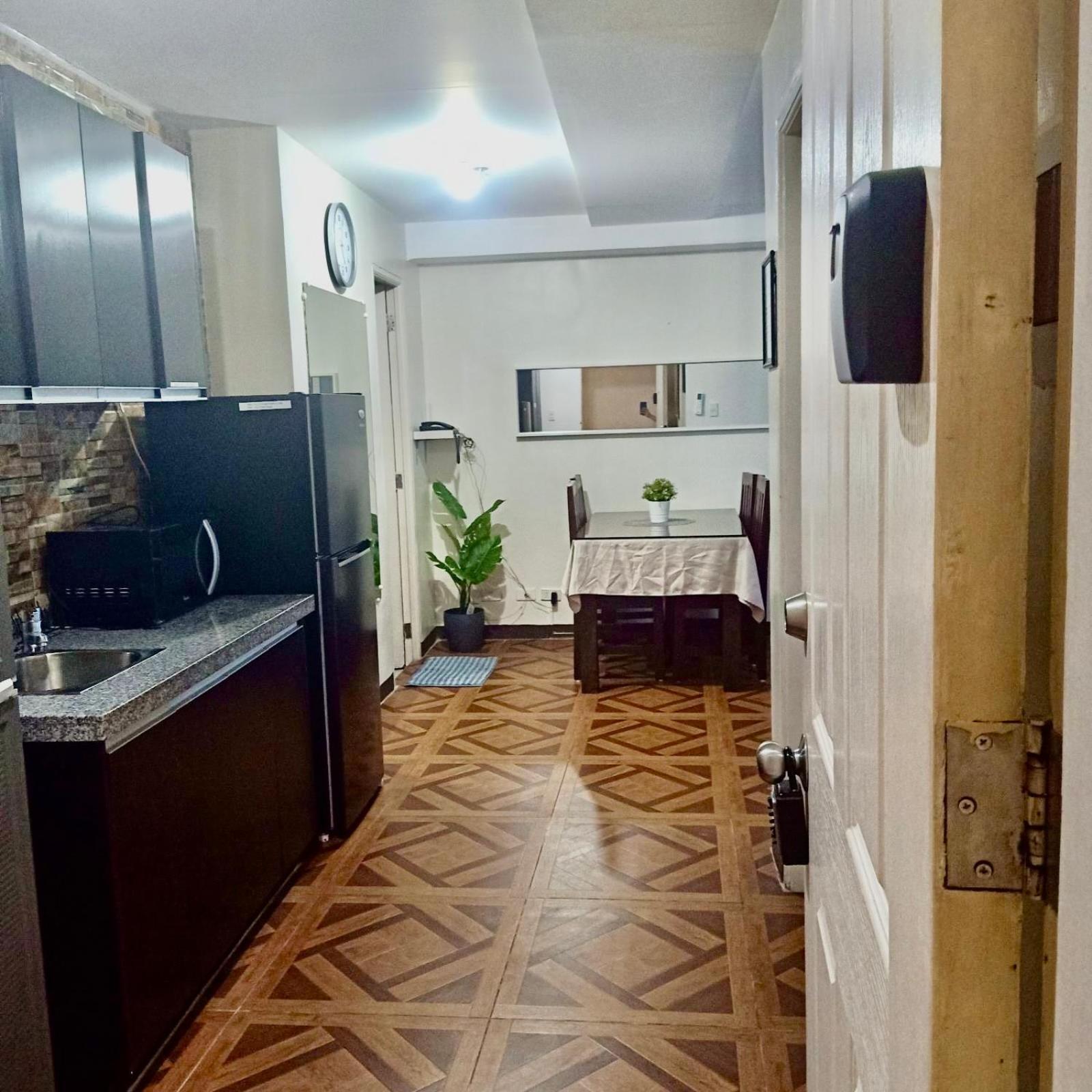 Affordable Makati Apt Manilla Buitenkant foto