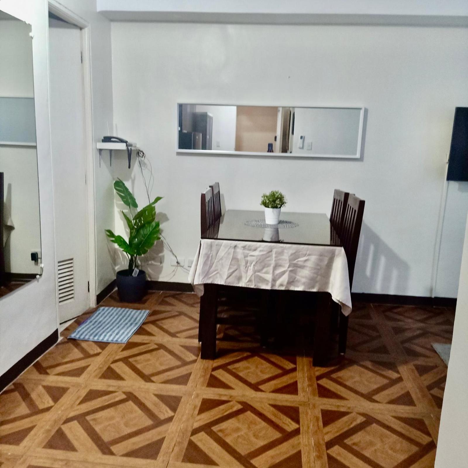 Affordable Makati Apt Manilla Buitenkant foto